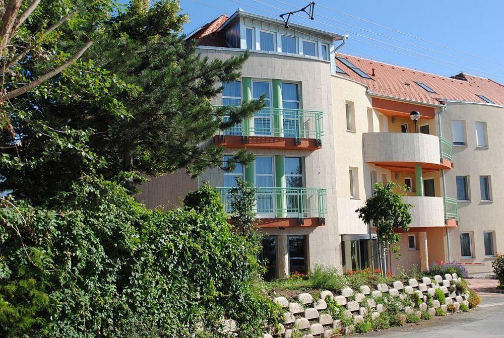 Hotel Makar Sport & Wellness Pécs Exterior foto