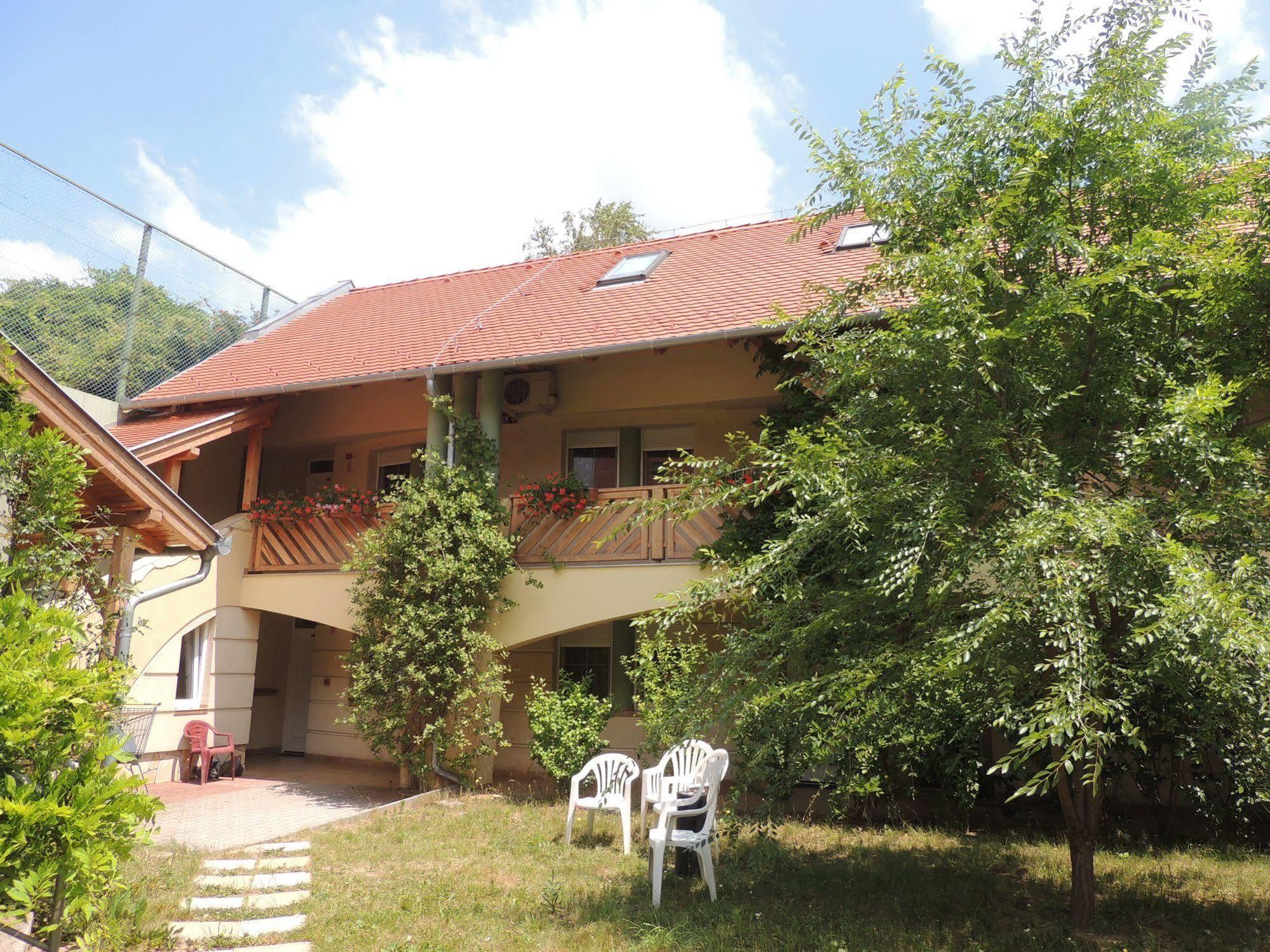 Hotel Makar Sport & Wellness Pécs Exterior foto